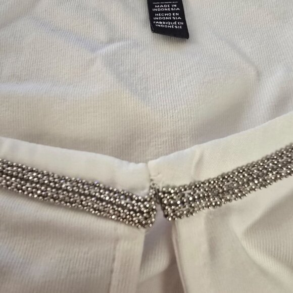 White House Black Market Keyhole Tank in White – EUC Size Small - Picture 3 of 6